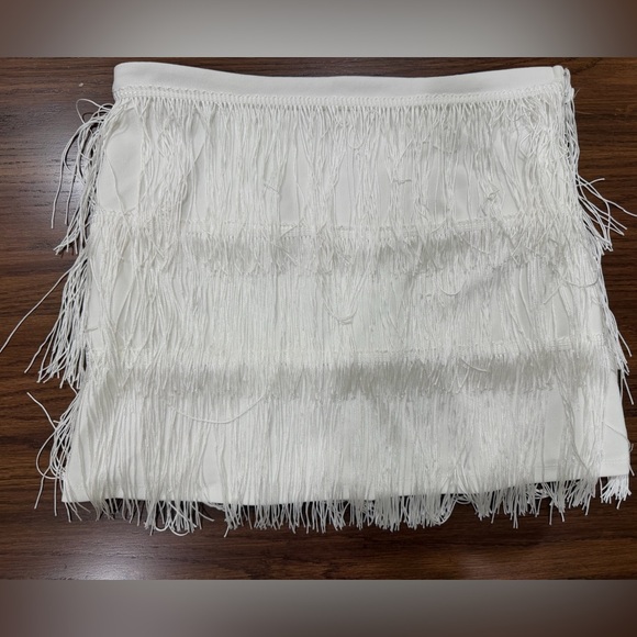 Thirty Thirty Dresses & Skirts - Fringe Tiered Mini Skirt in White